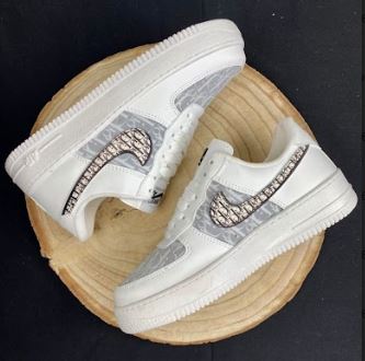 AF1