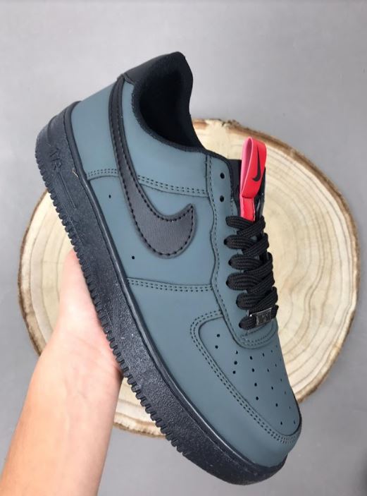 AF1