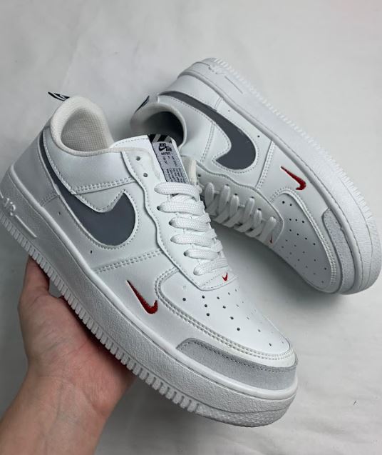 AF1